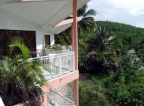Auberge de l'Anse Mitan: Les terrasses des studios dans le nouveau bâtiment