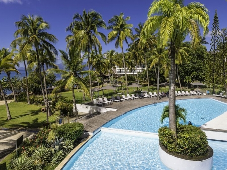 Vue sur la piscine 