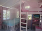 Cottage bleu: chambre (exemple)
