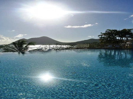 Diamant Beach Hotel:
Vue sur le Morne Larcher